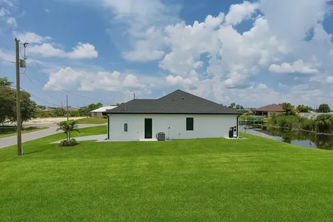 1321 NE 19 Terrace Cape Coral FL 33909