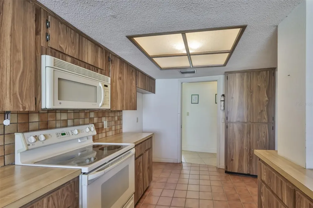 410 Harbor Drive N Indian Rocks Beach FL 33785