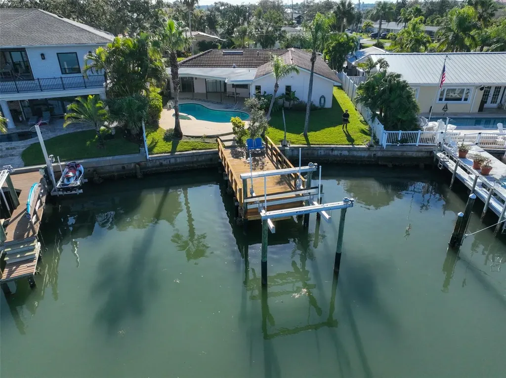 410 Harbor Drive N Indian Rocks Beach FL 33785