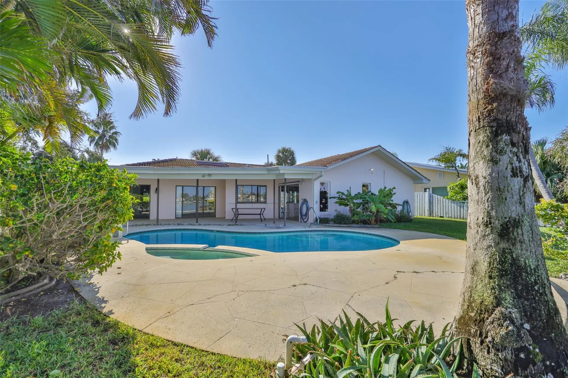 410 Harbor Drive N Indian Rocks Beach FL 33785