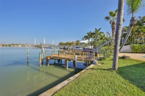 410 Harbor Drive N Indian Rocks Beach FL 33785
