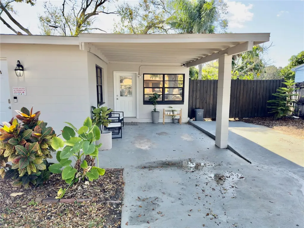 3810 Johnson Street Orlando FL 32805