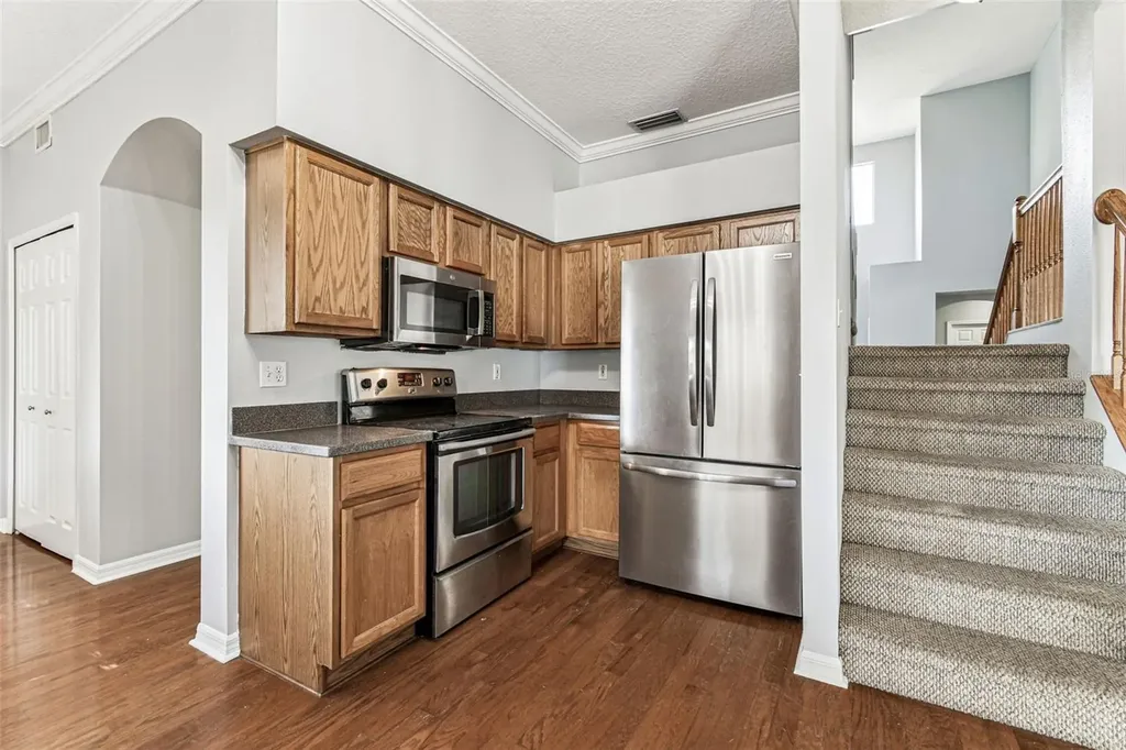 395 Wingate Circle Oldsmar FL 34677