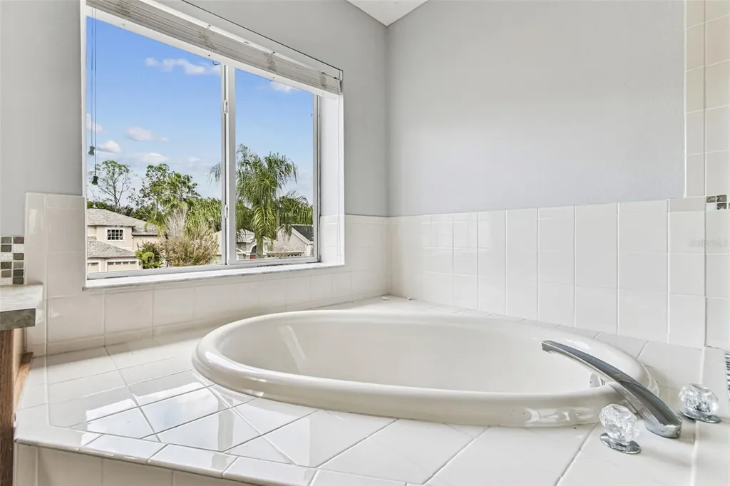395 Wingate Circle Oldsmar FL 34677