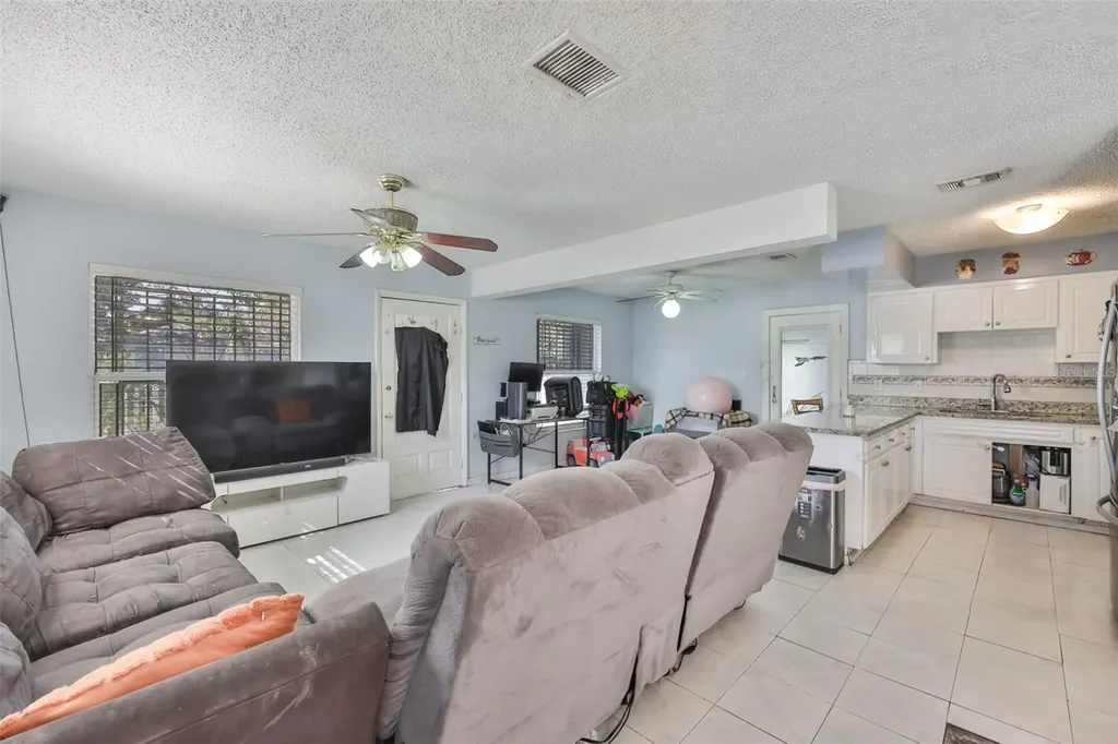 3901 N Clearfield Avenue Tampa FL 33603