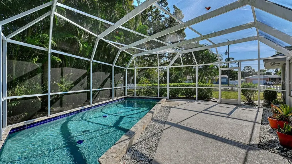 4810 Bay Shore Road Sarasota FL 34234