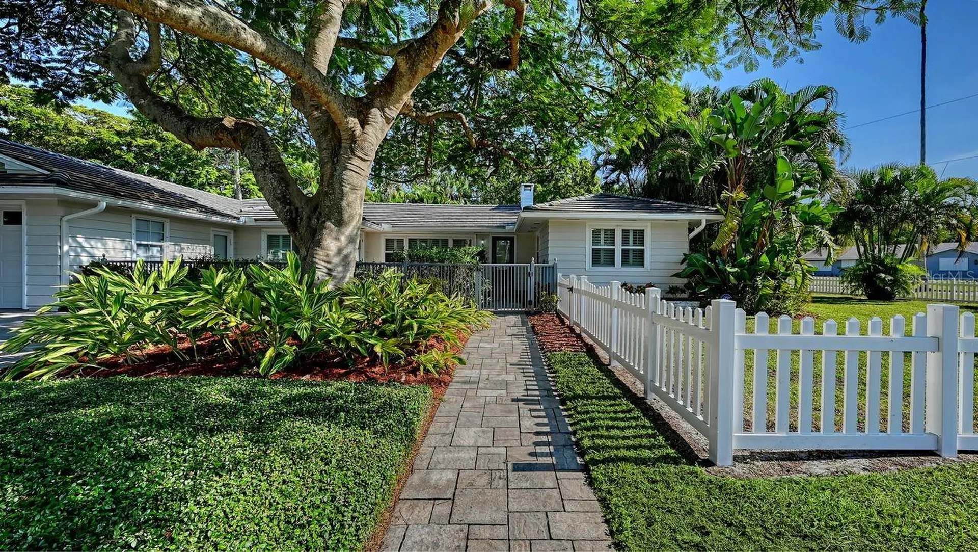 4810 Bay Shore Road Sarasota FL 34234