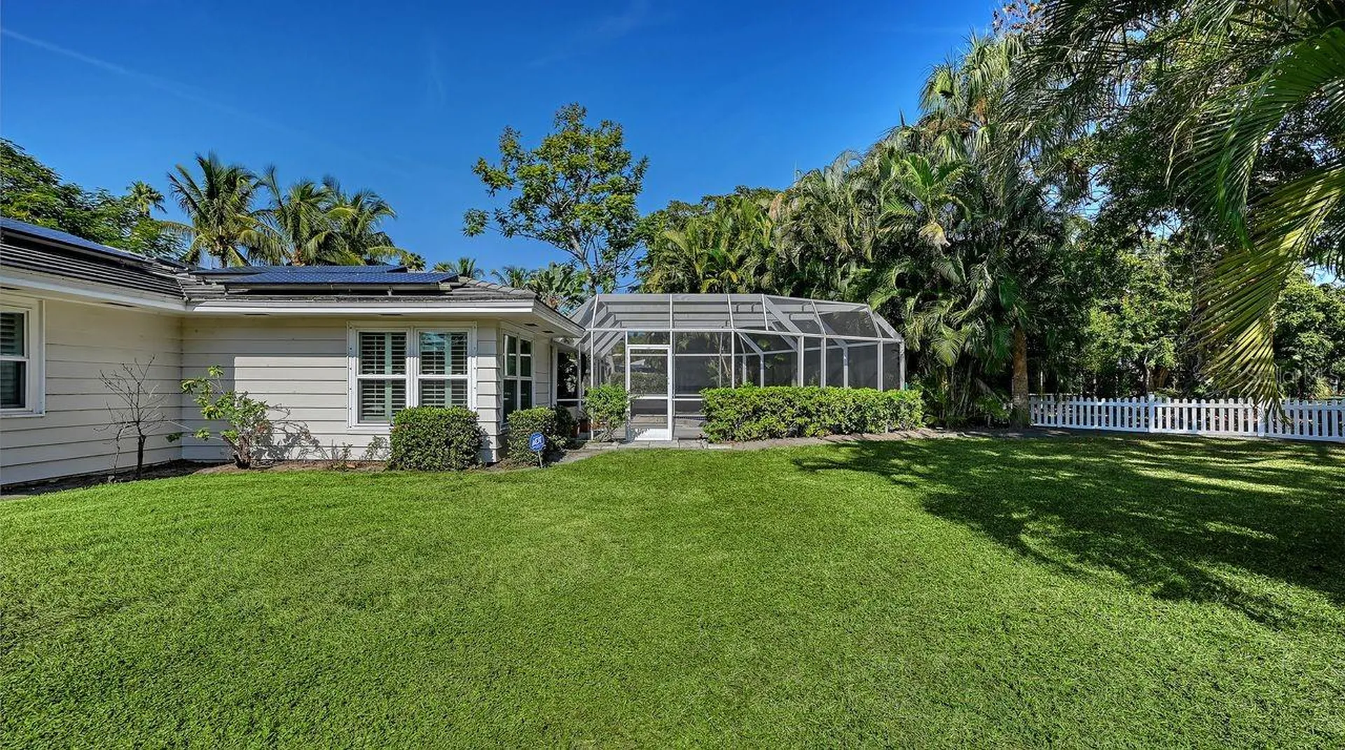 4810 Bay Shore Road Sarasota FL 34234