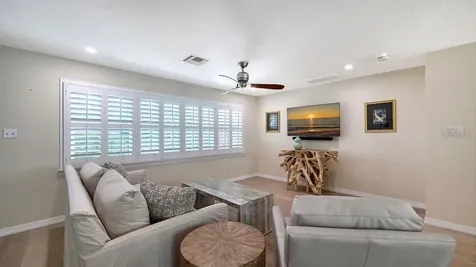 4810 Bay Shore Road Sarasota FL 34234