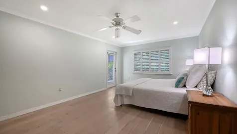 4810 Bay Shore Road Sarasota FL 34234