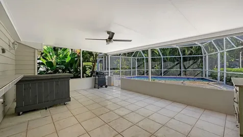 4810 Bay Shore Road Sarasota FL 34234