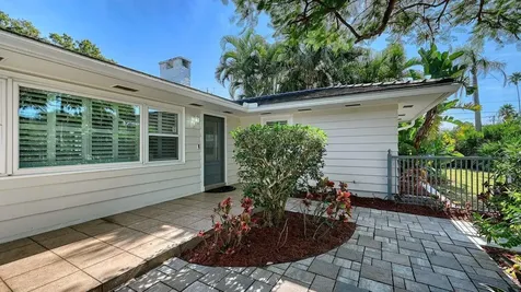 4810 Bay Shore Road Sarasota FL 34234