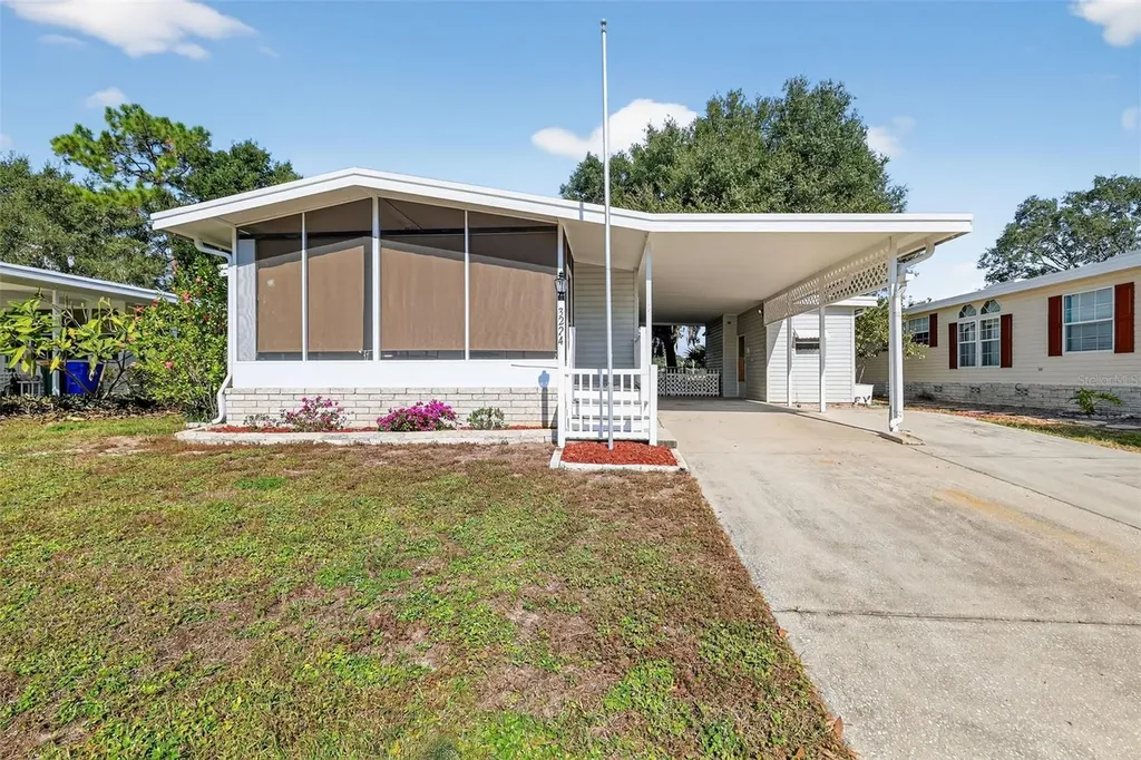 3224 Manatee Road Tavares FL 32778