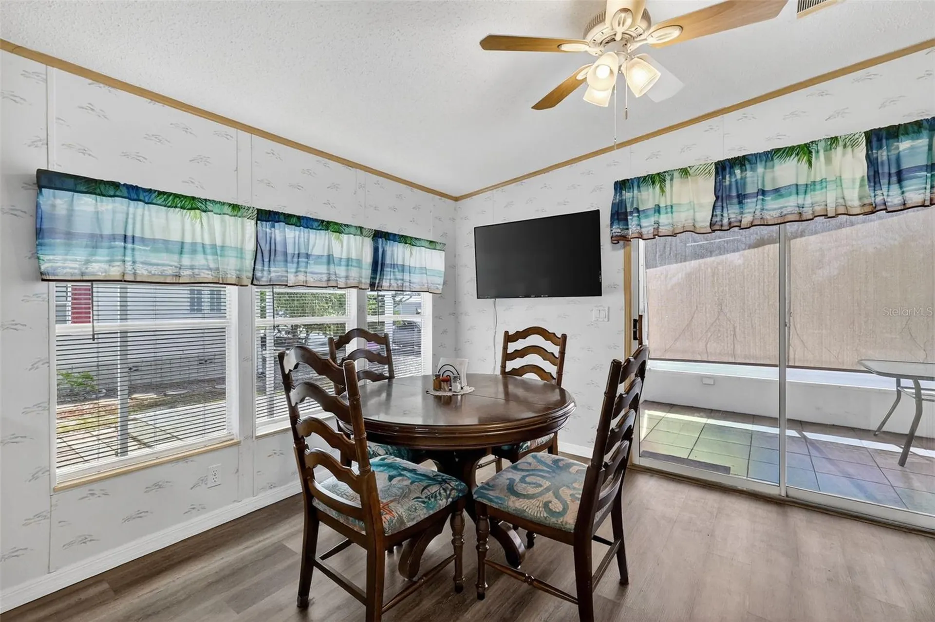 3224 Manatee Road Tavares FL 32778
