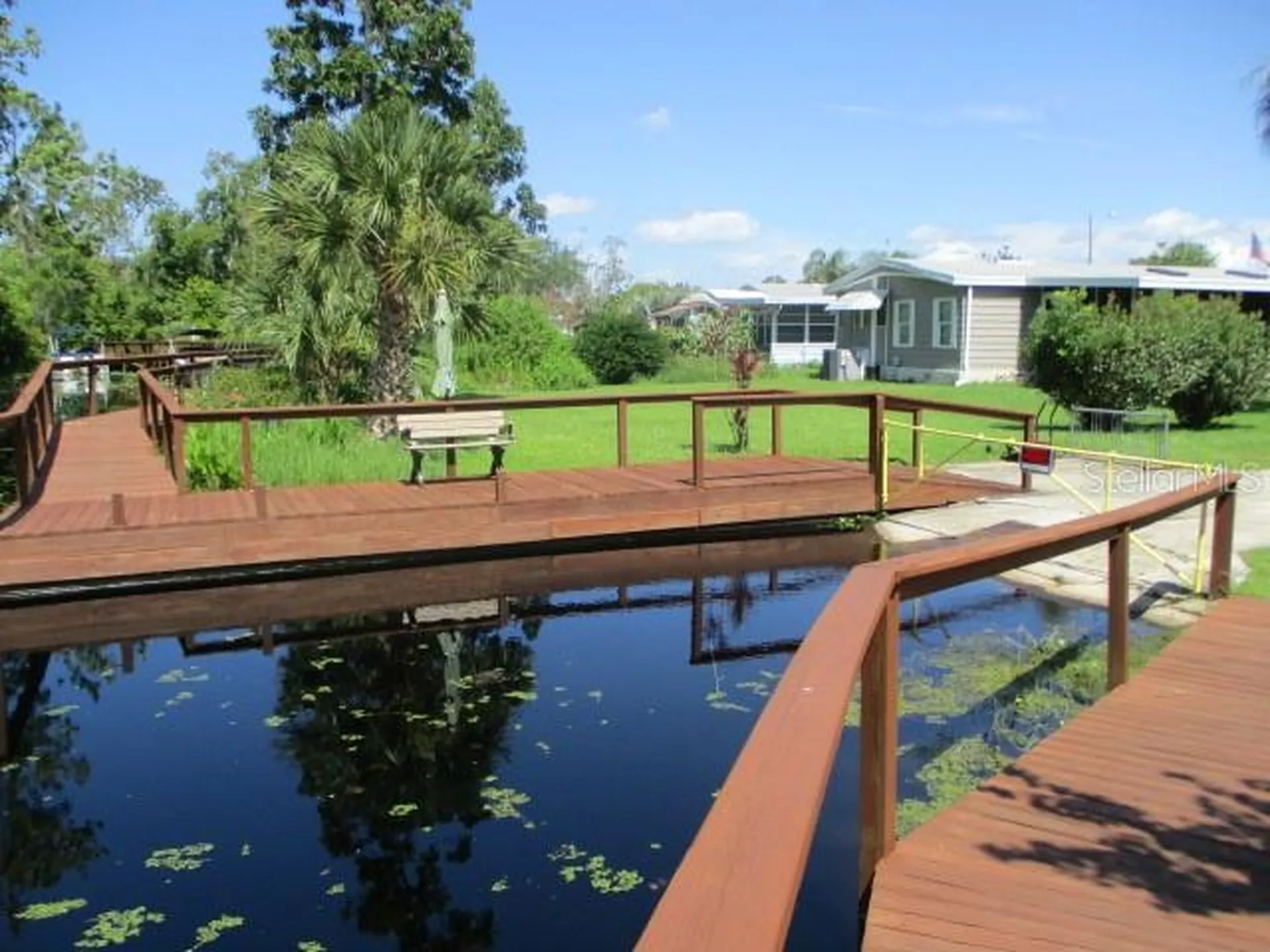 3224 Manatee Road Tavares FL 32778