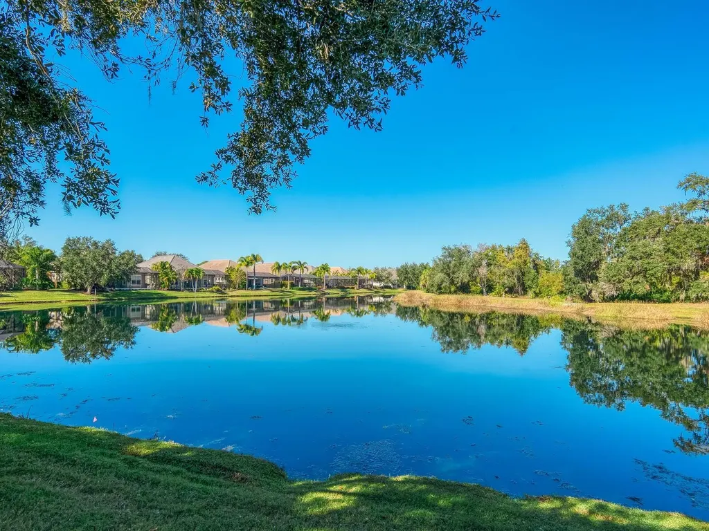 12129 Thornhill Court Lakewood Ranch FL 34202