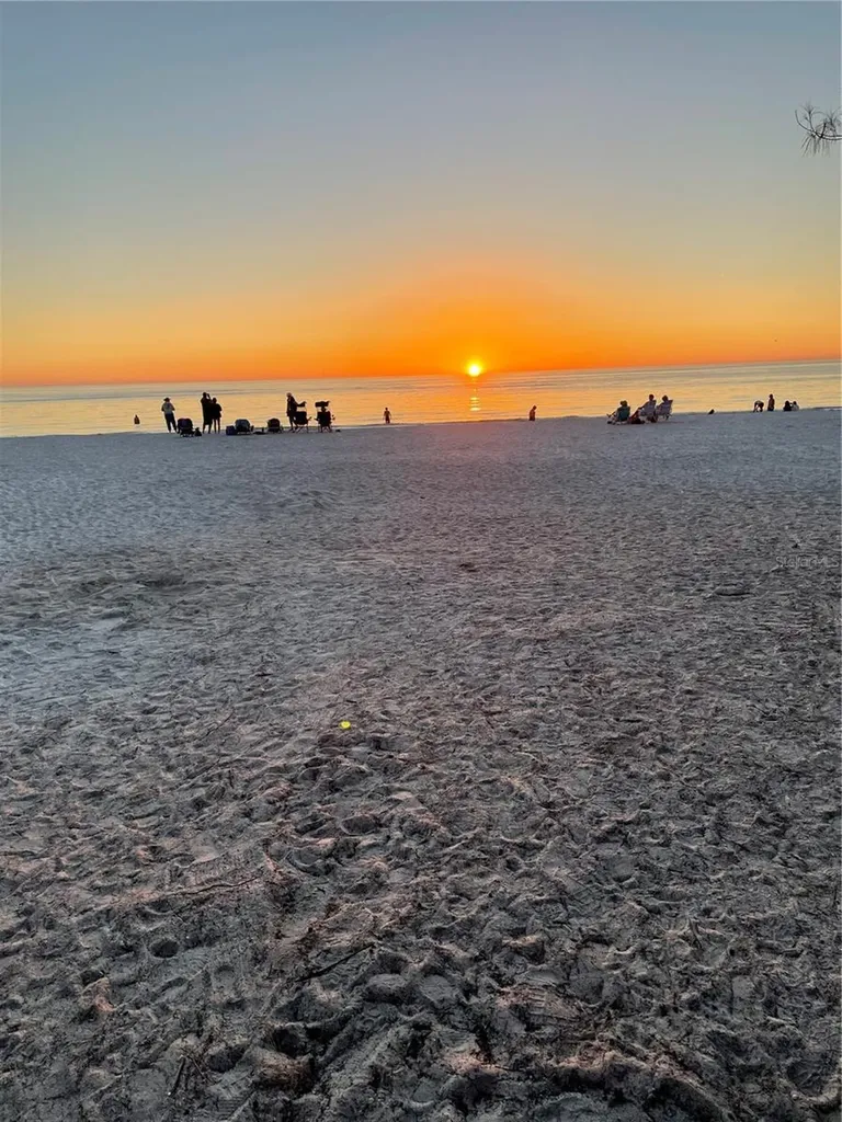 3710 Gulf Of Mexico Drive Longboat Key FL 34228