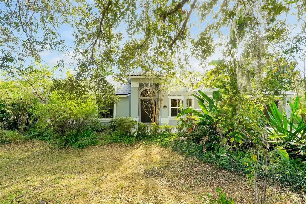 19814 Moorgate Street Orlando FL 32833
