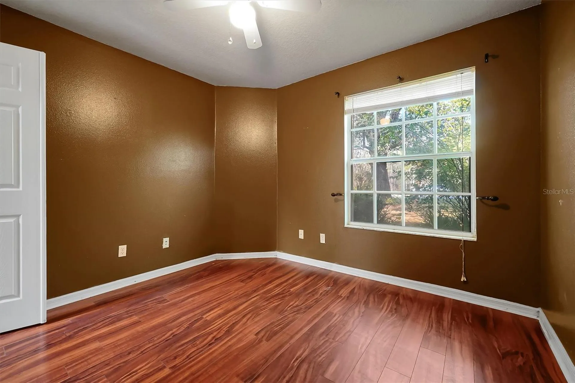 19814 Moorgate Street Orlando FL 32833