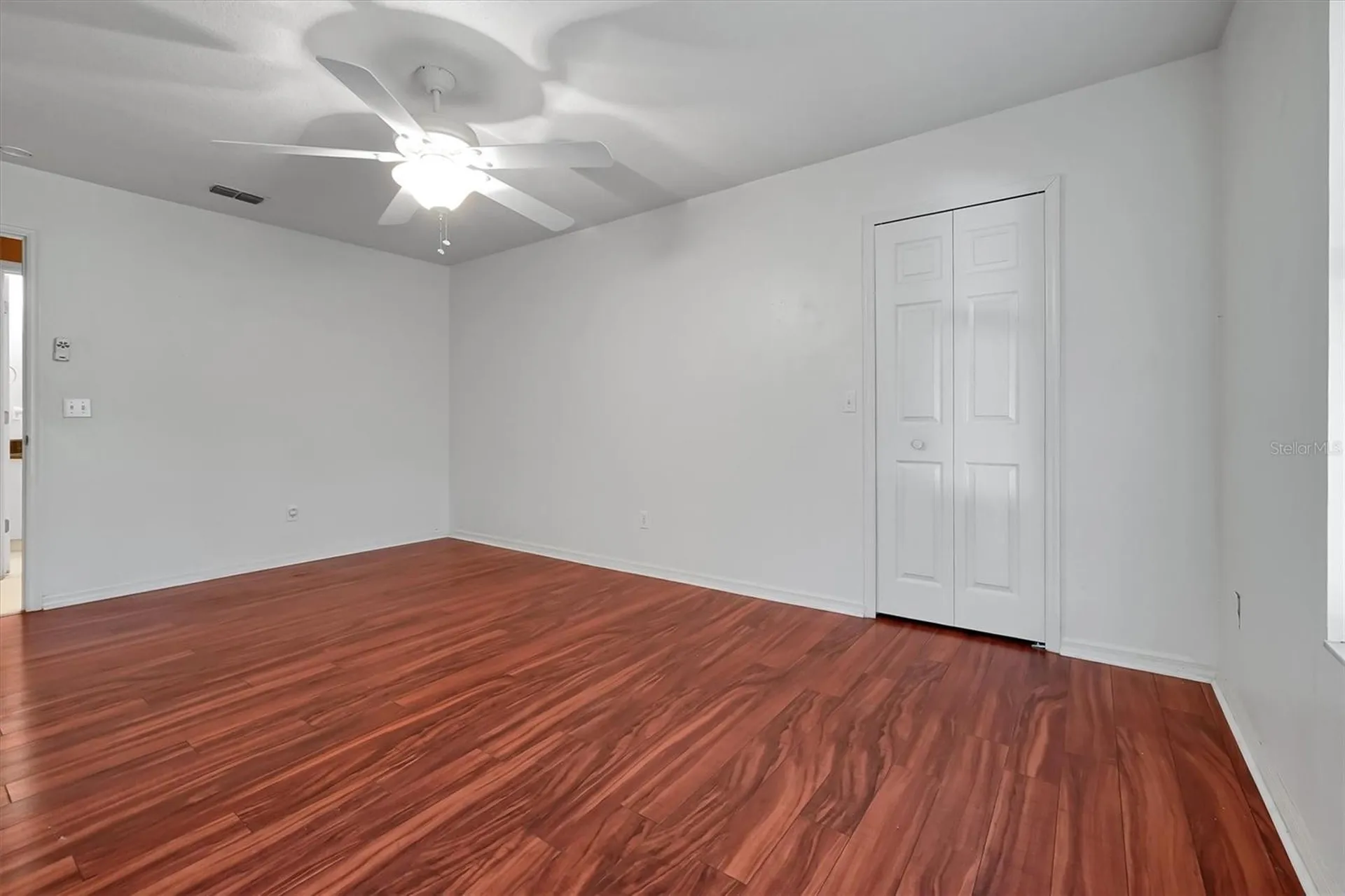 19814 Moorgate Street Orlando FL 32833