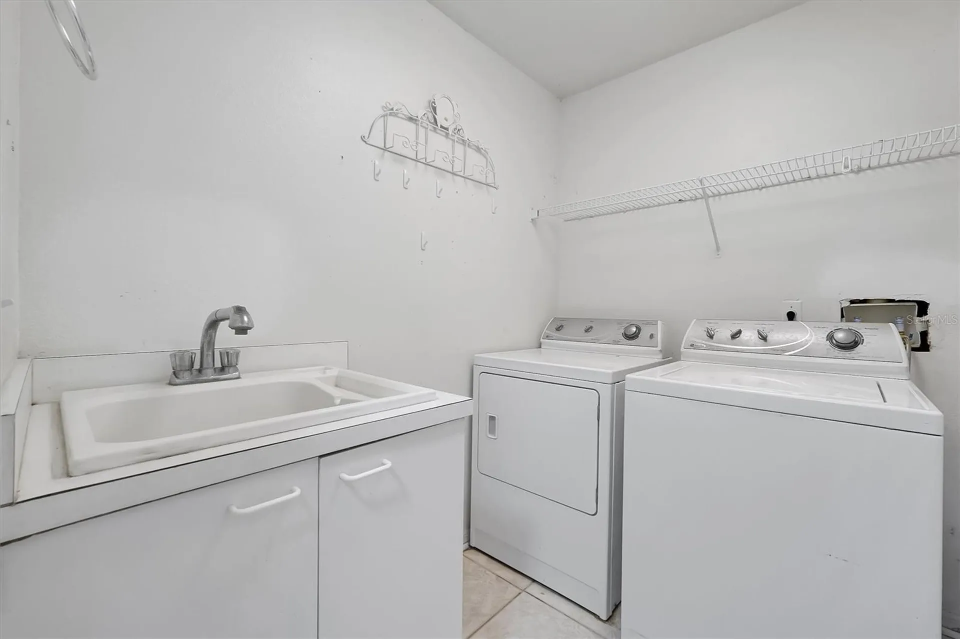 19814 Moorgate Street Orlando FL 32833