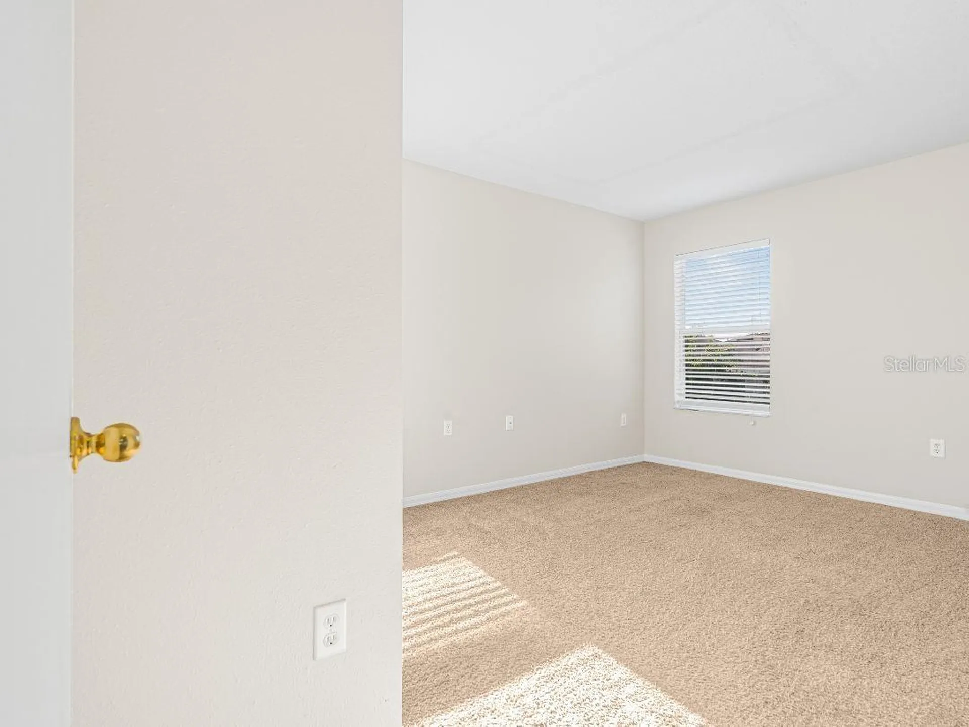 411 Manitoba Drive Kissimmee FL 34759