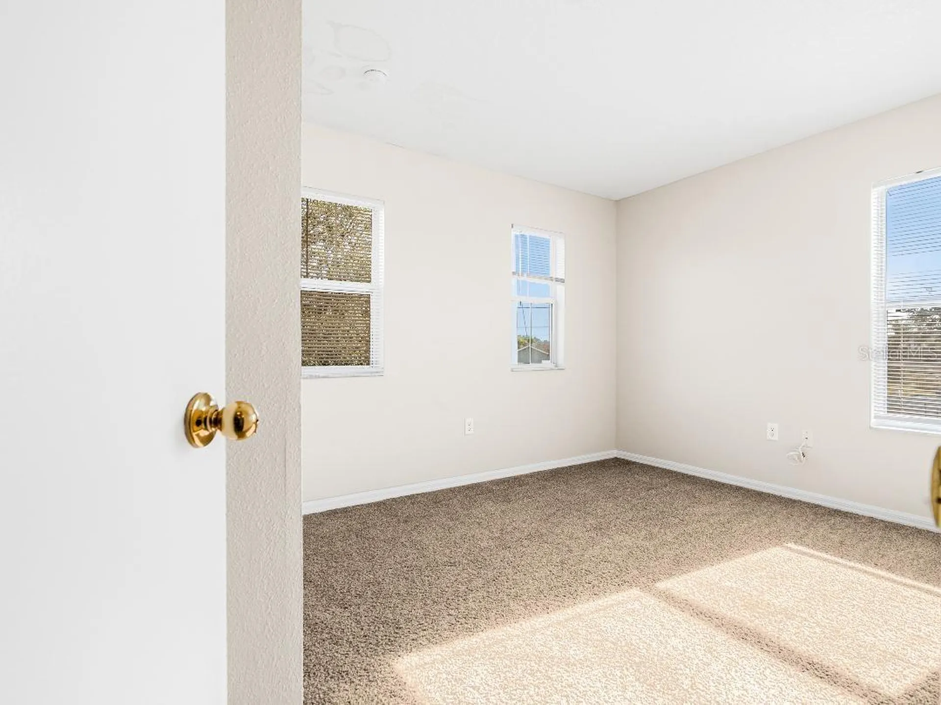 411 Manitoba Drive Kissimmee FL 34759
