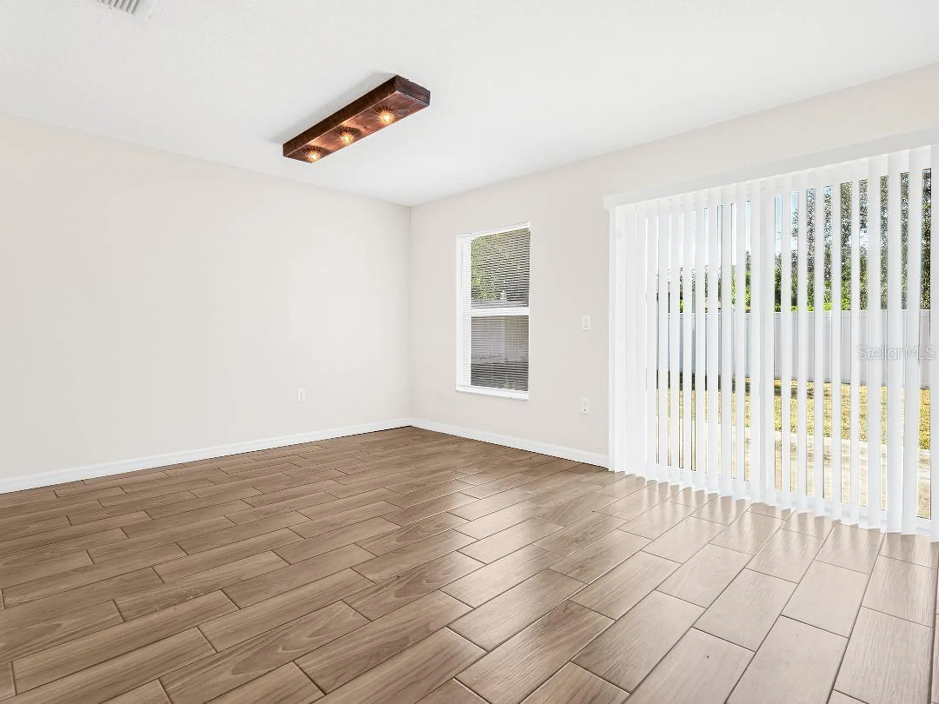 411 Manitoba Drive Kissimmee FL 34759