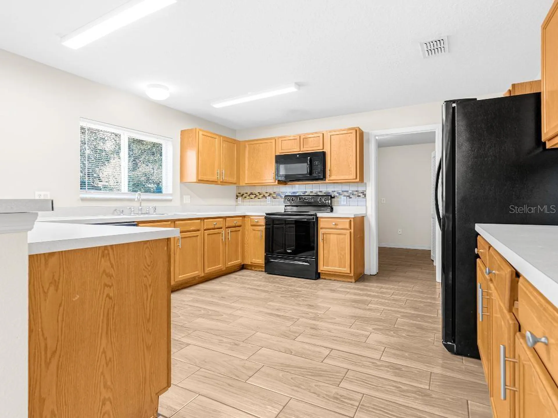 411 Manitoba Drive Kissimmee FL 34759