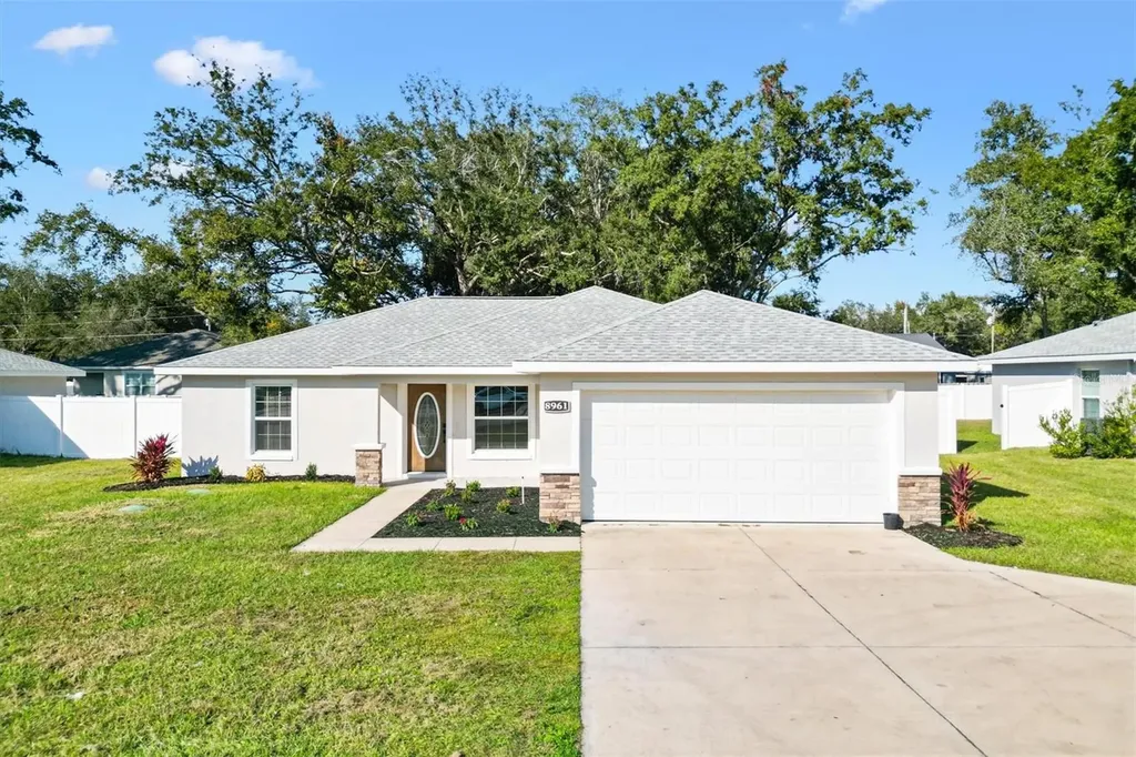 8961 SE Highway 42 Summerfield FL 34491