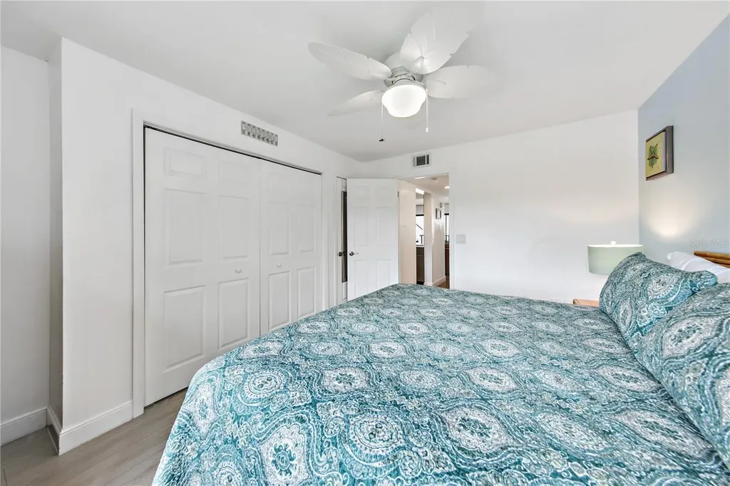 1900 Cove II Place Sarasota FL 34242