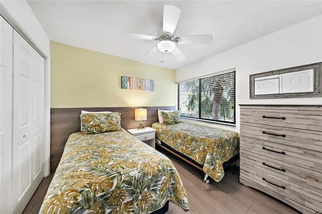 1900 Cove II Place Sarasota FL 34242