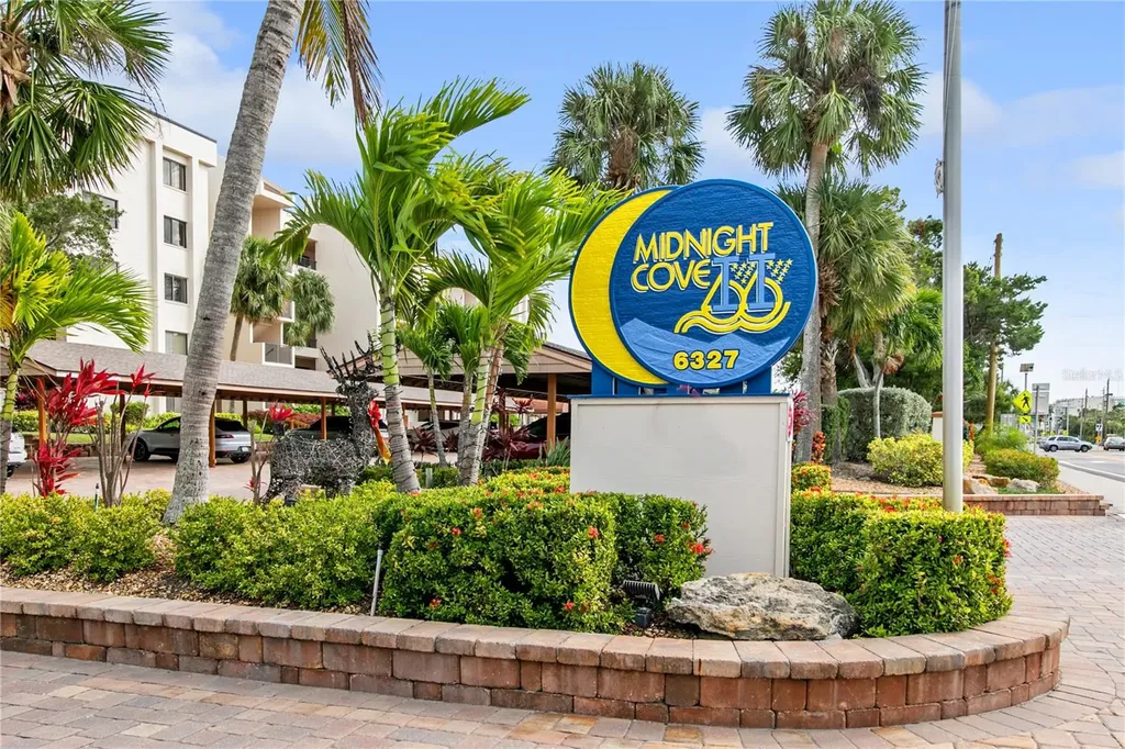 1900 Cove II Place Sarasota FL 34242