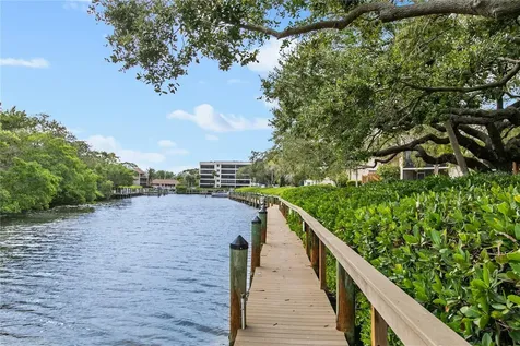 1900 Cove II Place Sarasota FL 34242
