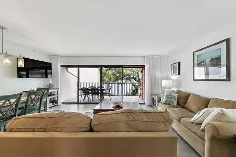 1900 Cove II Place Sarasota FL 34242