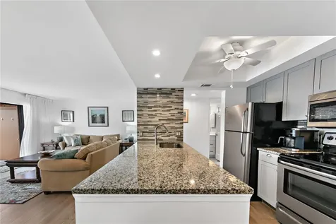 1900 Cove II Place Sarasota FL 34242