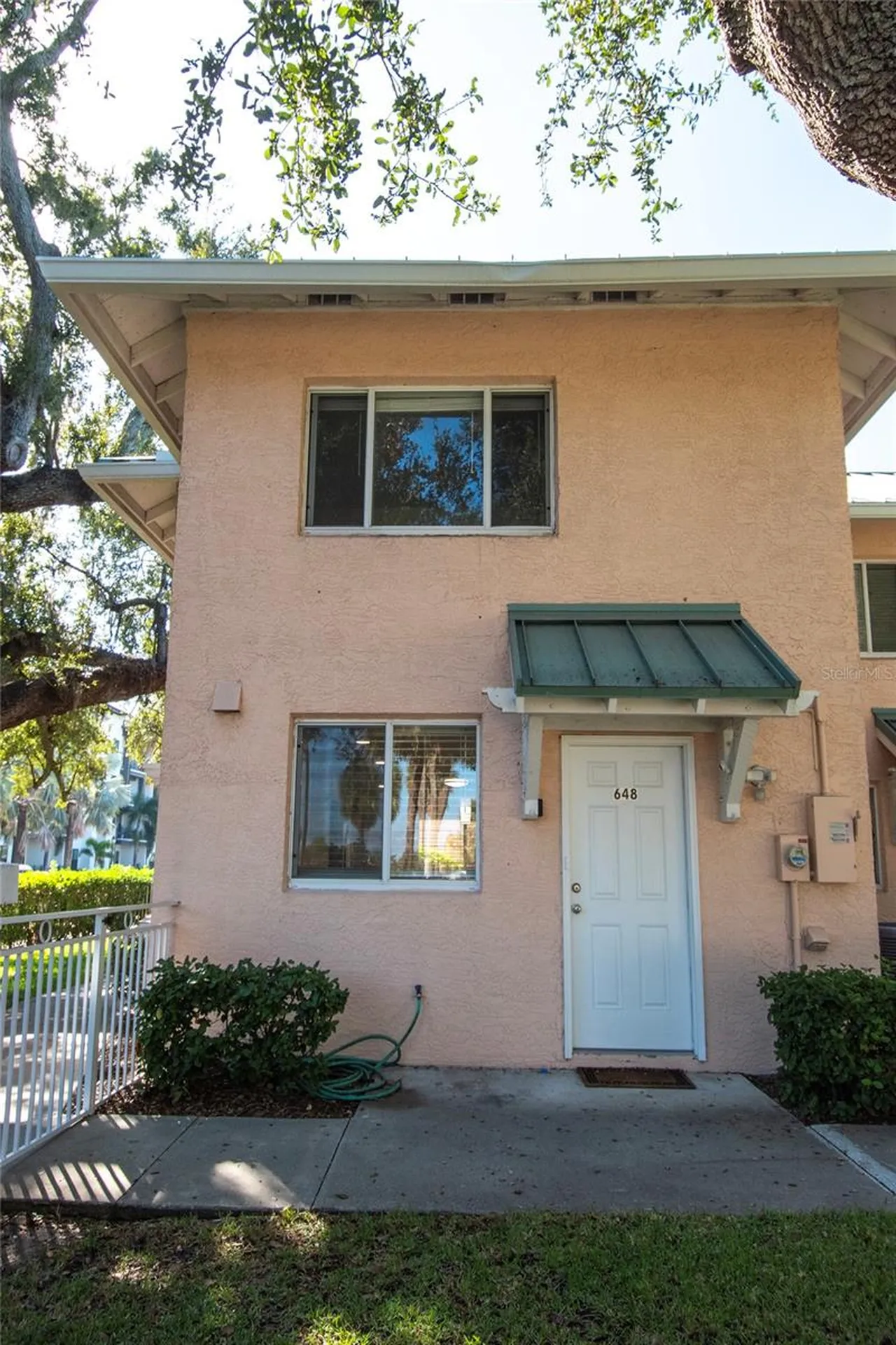 648 Cohen Way Sarasota FL 34236