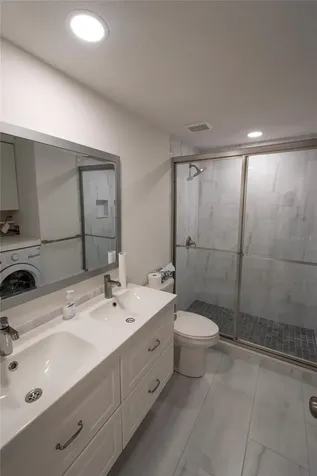 648 Cohen Way Sarasota FL 34236