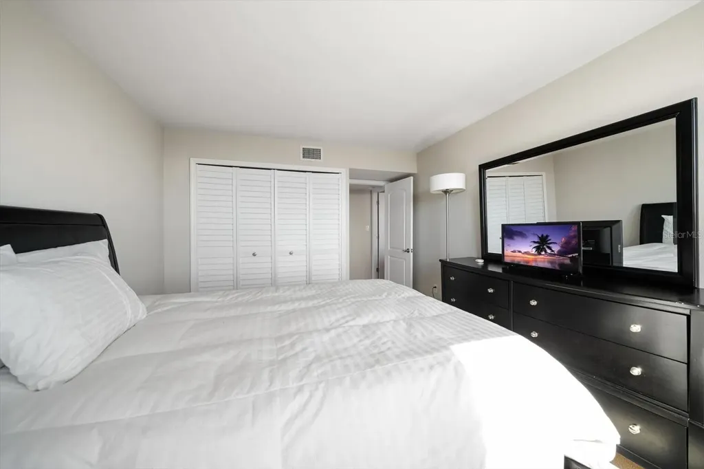 400 Island Way Clearwater Beach FL 33767