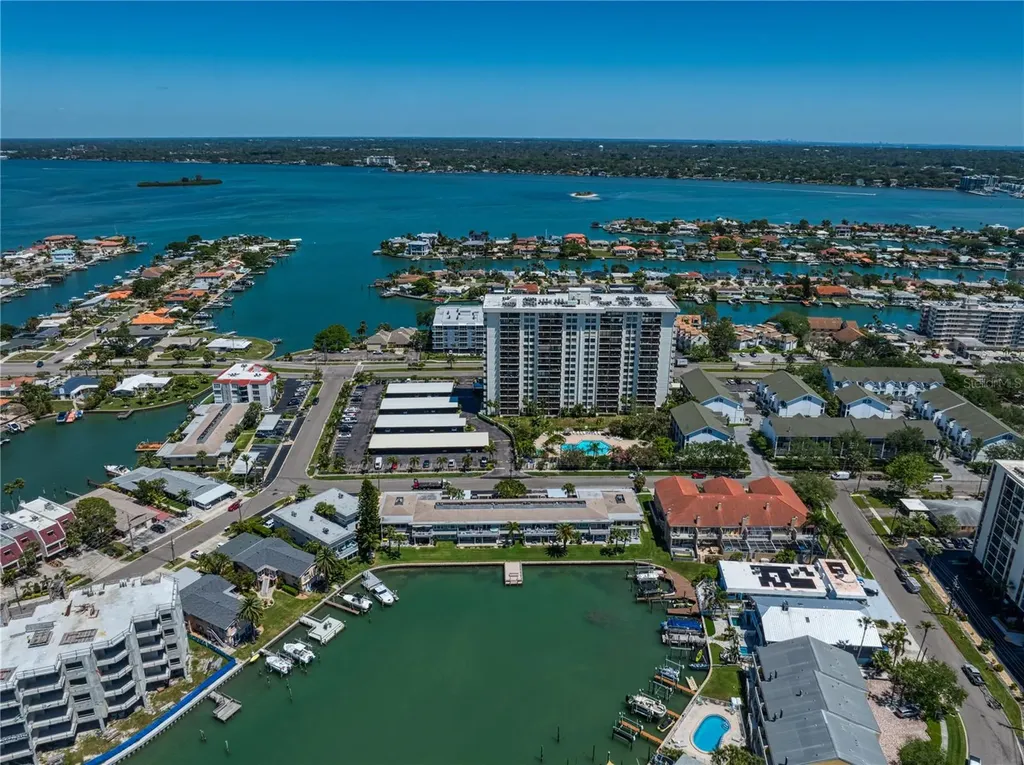 400 Island Way Clearwater Beach FL 33767