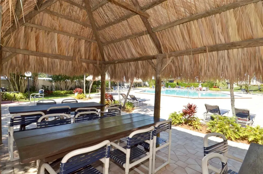 400 Island Way Clearwater Beach FL 33767