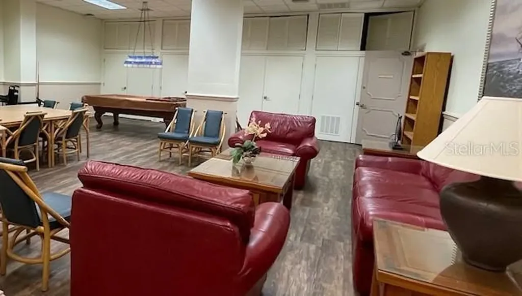 400 Island Way Clearwater Beach FL 33767