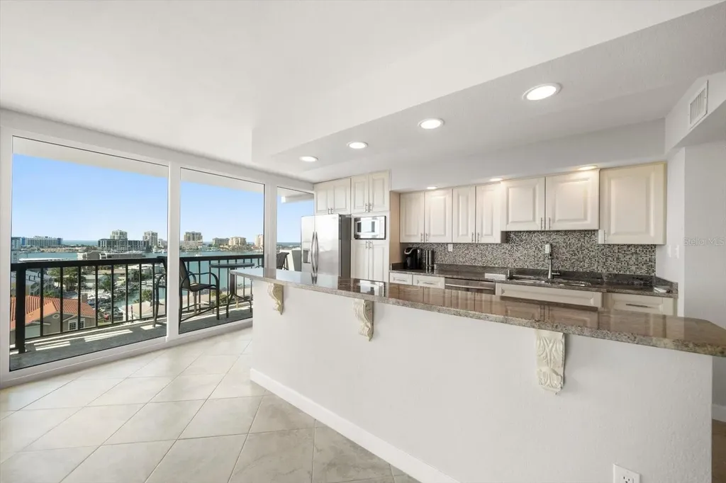 400 Island Way Clearwater Beach FL 33767