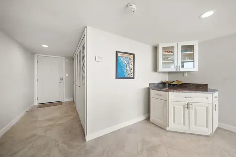 400 Island Way Clearwater Beach FL 33767