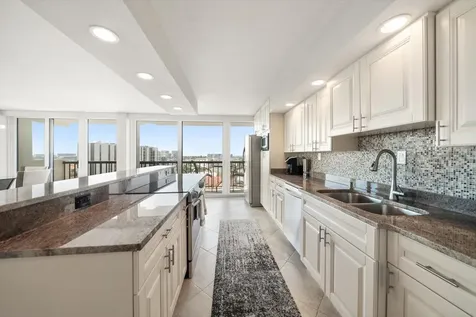 400 Island Way Clearwater Beach FL 33767