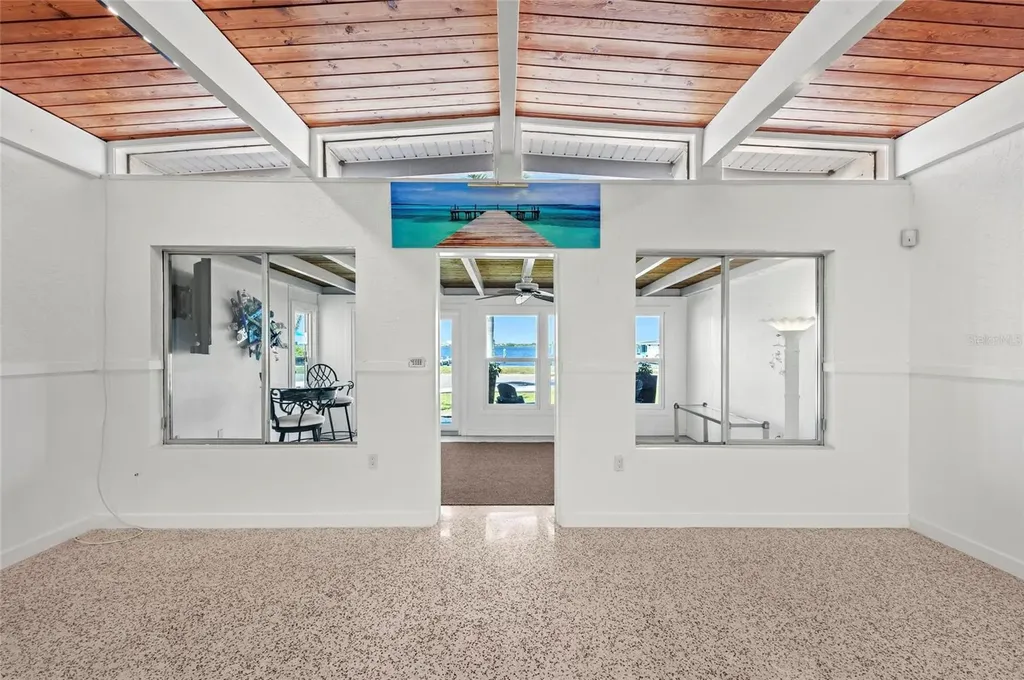 2014 Riverside Drive E Bradenton FL 34208