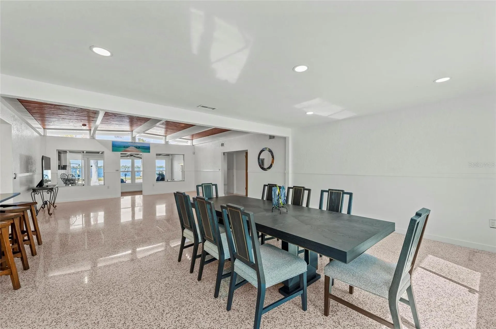2014 Riverside Drive E Bradenton FL 34208