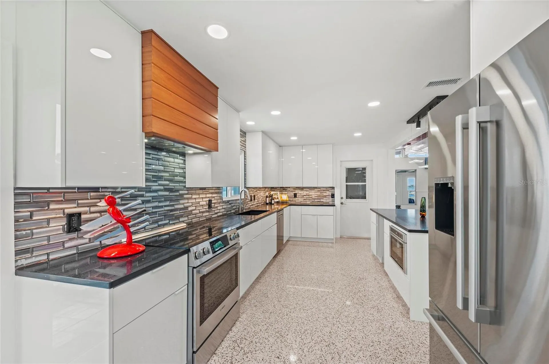 2014 Riverside Drive E Bradenton FL 34208