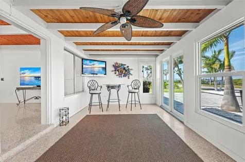 2014 Riverside Drive E Bradenton FL 34208