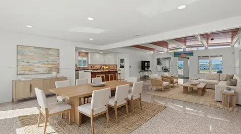 2014 Riverside Drive E Bradenton FL 34208